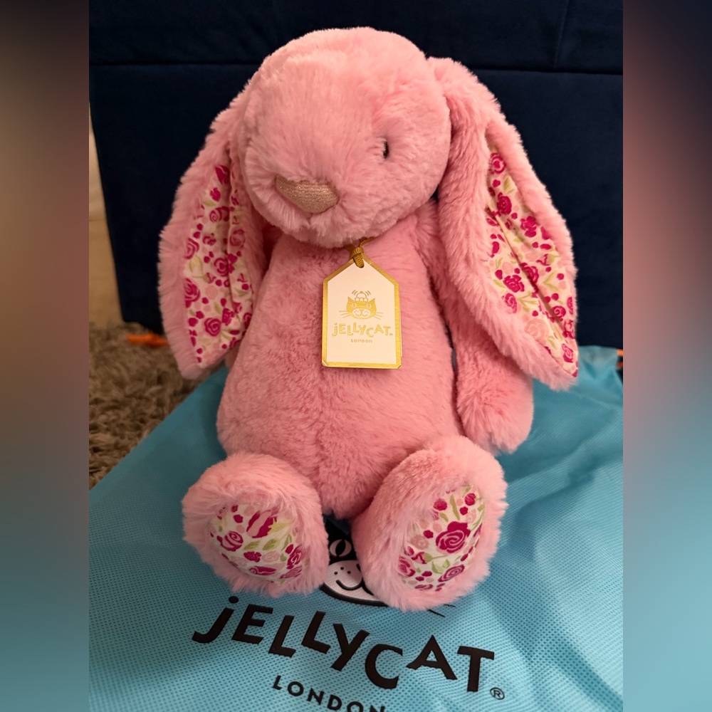 Authentic Jellycat Blushkin Blossom Luxe Bunny NWT and Jelly cat bag - Picture 5 of 11